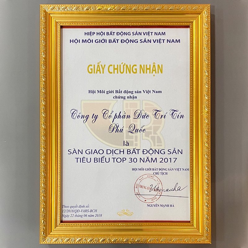 TOP 30 TYPICAL REAL ESTATE TRADING FLOORS IN VIETNAM IN 2017