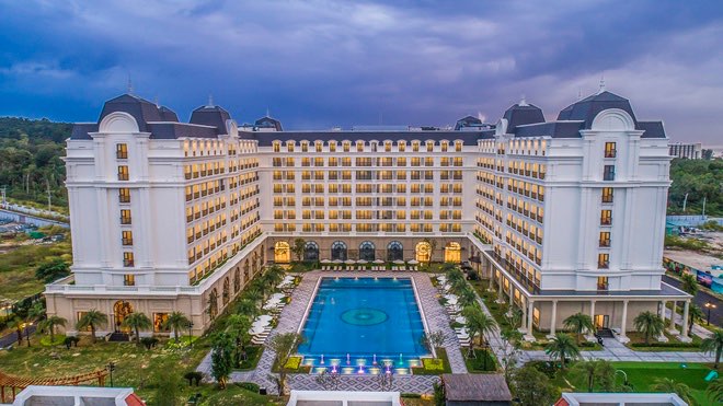 VINHOLIDAYS 'BẮT SÓNG' NHÀ ĐẦU TƯ VỚI CĂN HỘ TỐI GIẢN