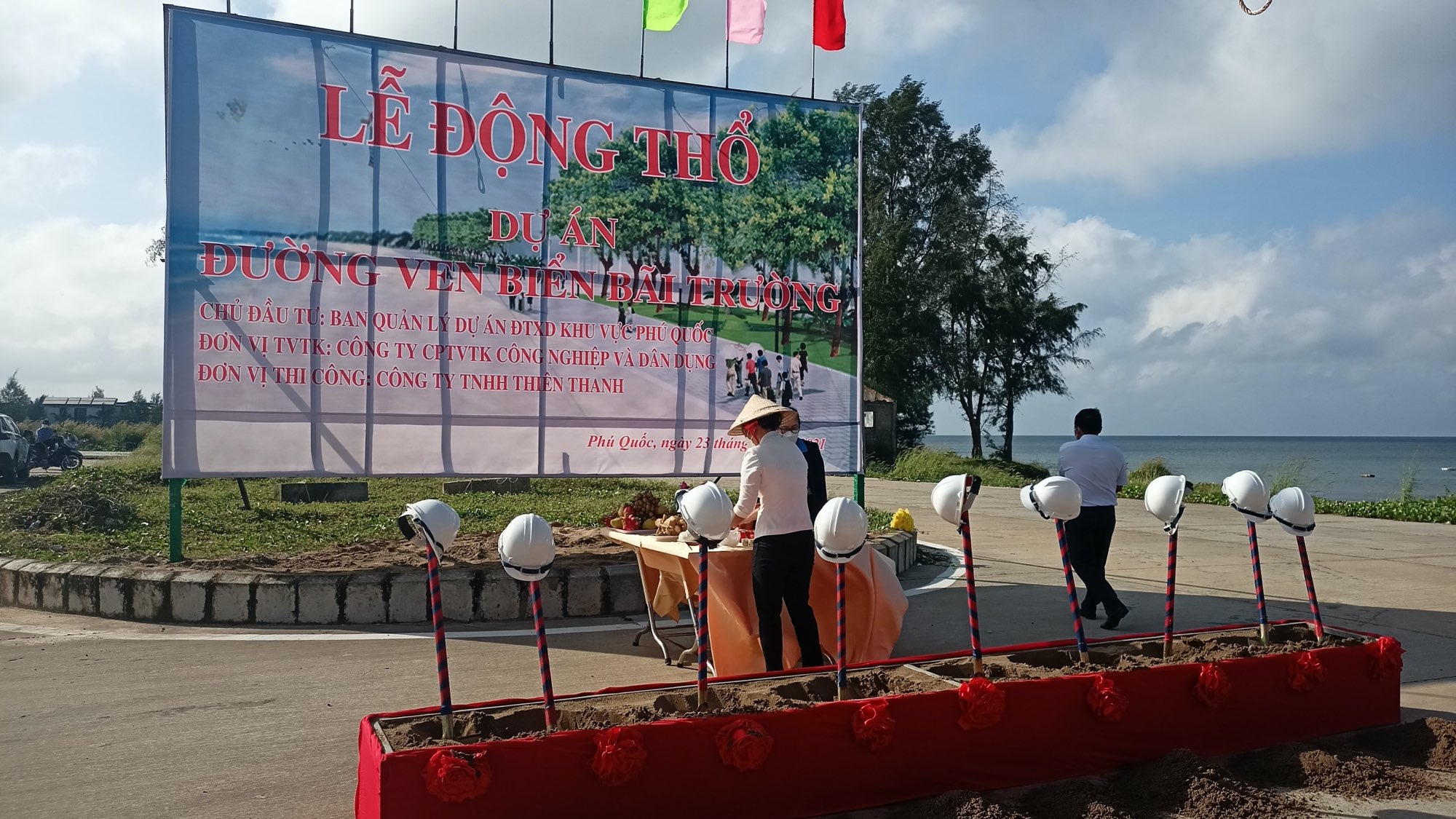 PHÚ QUỐC: ĐỘNG THỔ TUYẾN ĐƯỜNG VEN BIỂN BÃI TRƯỜNG